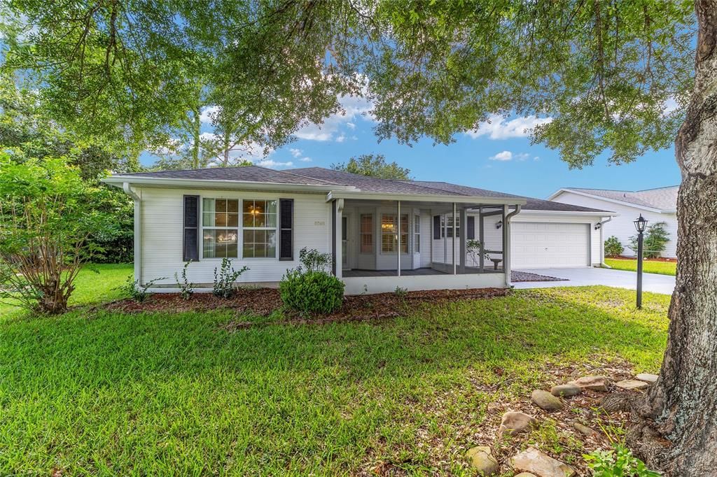 Active With Contract: $232,000 (3 beds, 2 baths, 1632 Square Feet)