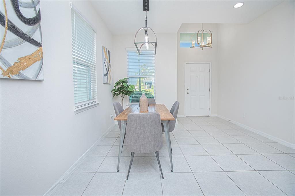 Active With Contract: $345,000 (3 beds, 2 baths, 1542 Square Feet)