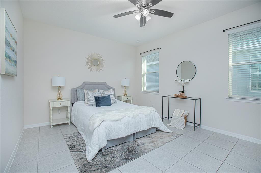 Active With Contract: $345,000 (3 beds, 2 baths, 1542 Square Feet)