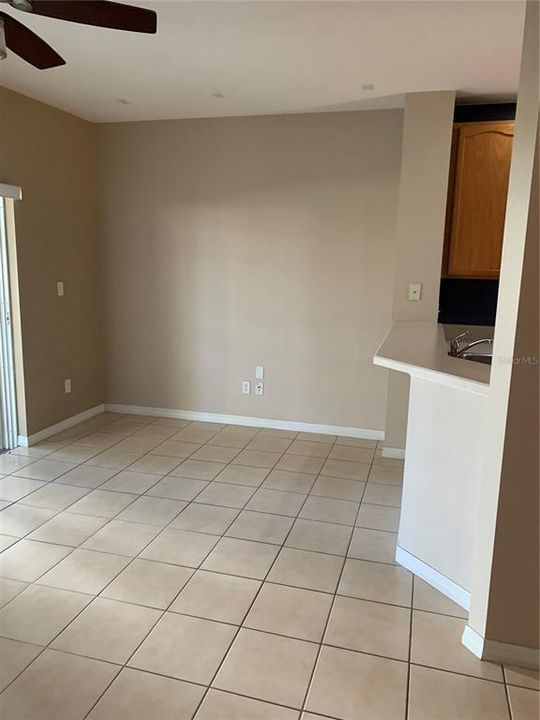 Recently Rented: $2,300 (2 beds, 2 baths, 1202 Square Feet)