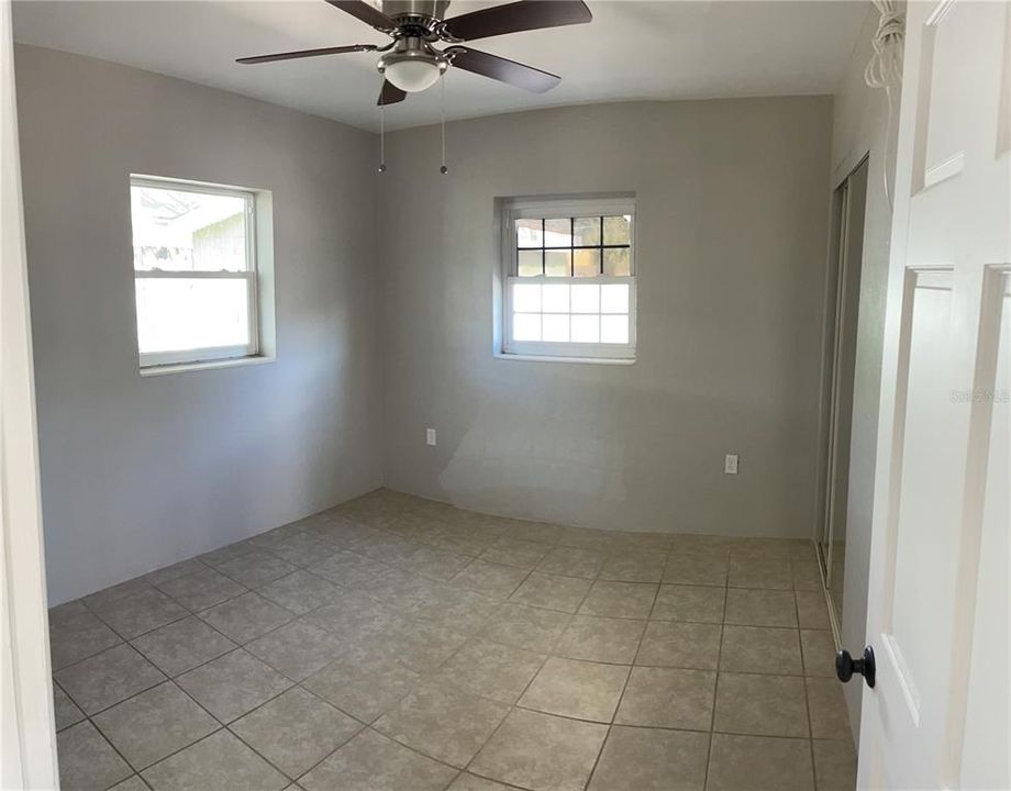 For Sale: $350,000 (3 beds, 2 baths, 1176 Square Feet)