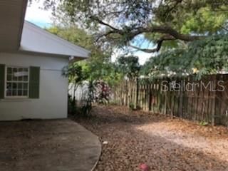 For Sale: $350,000 (3 beds, 2 baths, 1176 Square Feet)