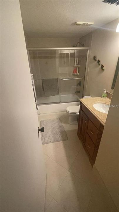 For Rent: $2,300 (2 beds, 2 baths, 970 Square Feet)