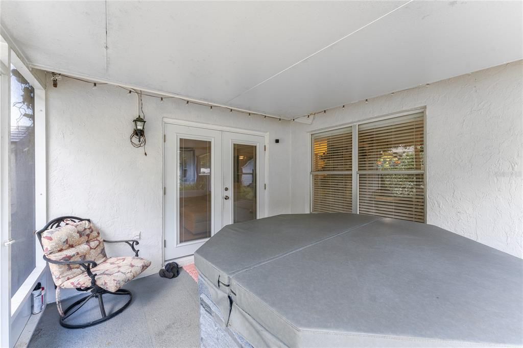 Active With Contract: $385,000 (3 beds, 2 baths, 1664 Square Feet)