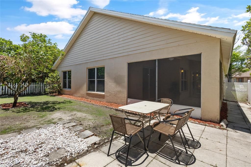 For Sale: $392,500 (3 beds, 2 baths, 1734 Square Feet)