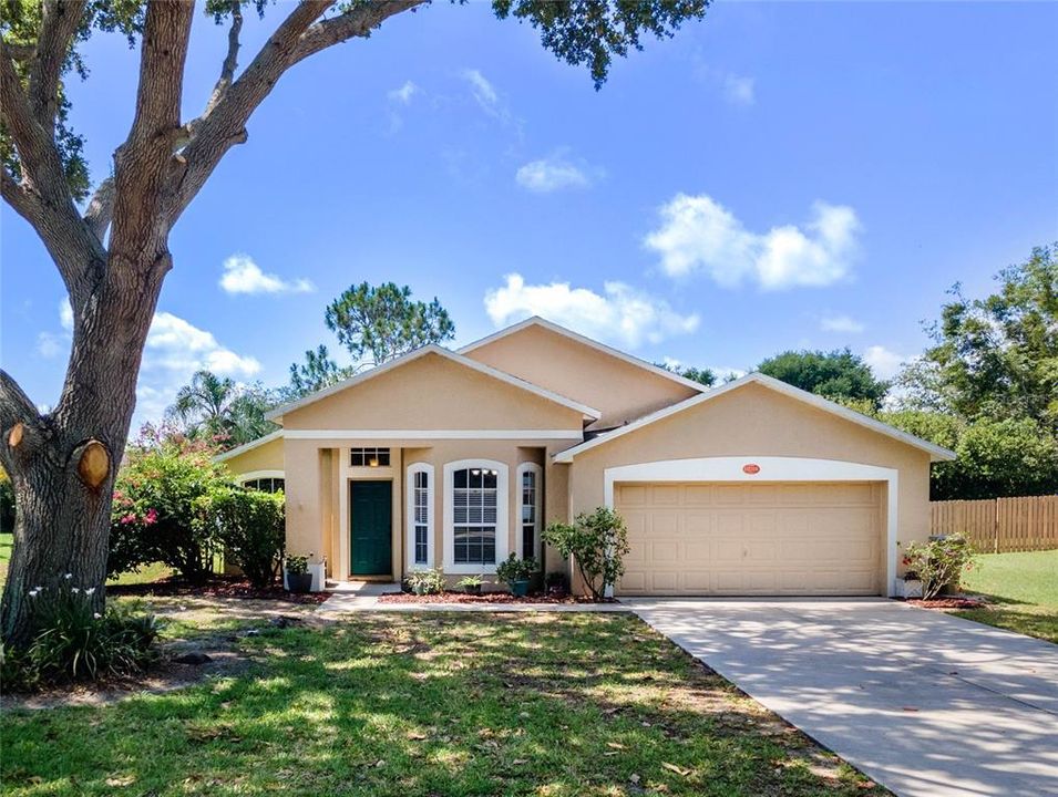 Active With Contract: $2,400 (3 beds, 2 baths, 1778 Square Feet)