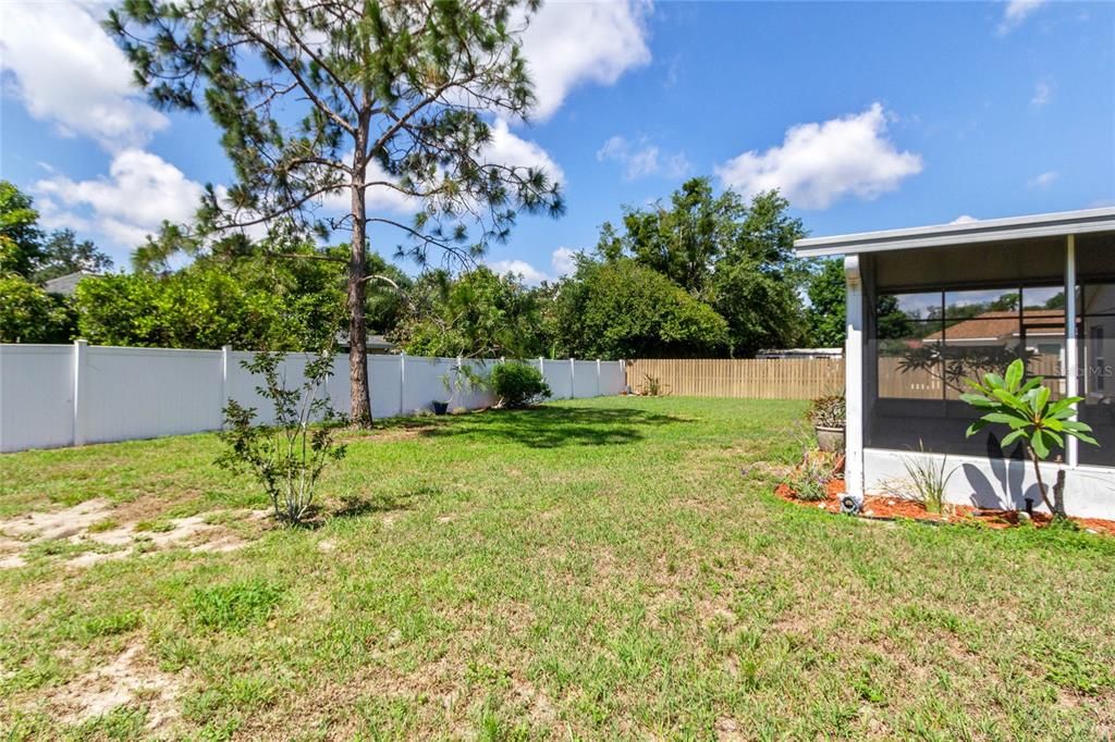 Active With Contract: $2,400 (3 beds, 2 baths, 1778 Square Feet)