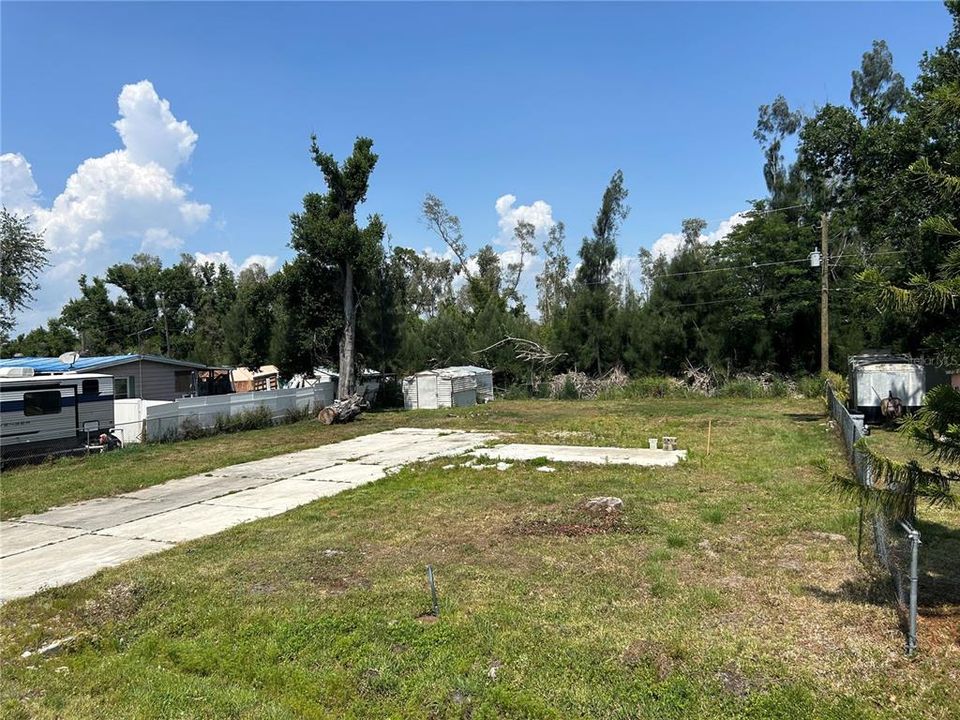 На продажу: $55,000 (0.22 acres)