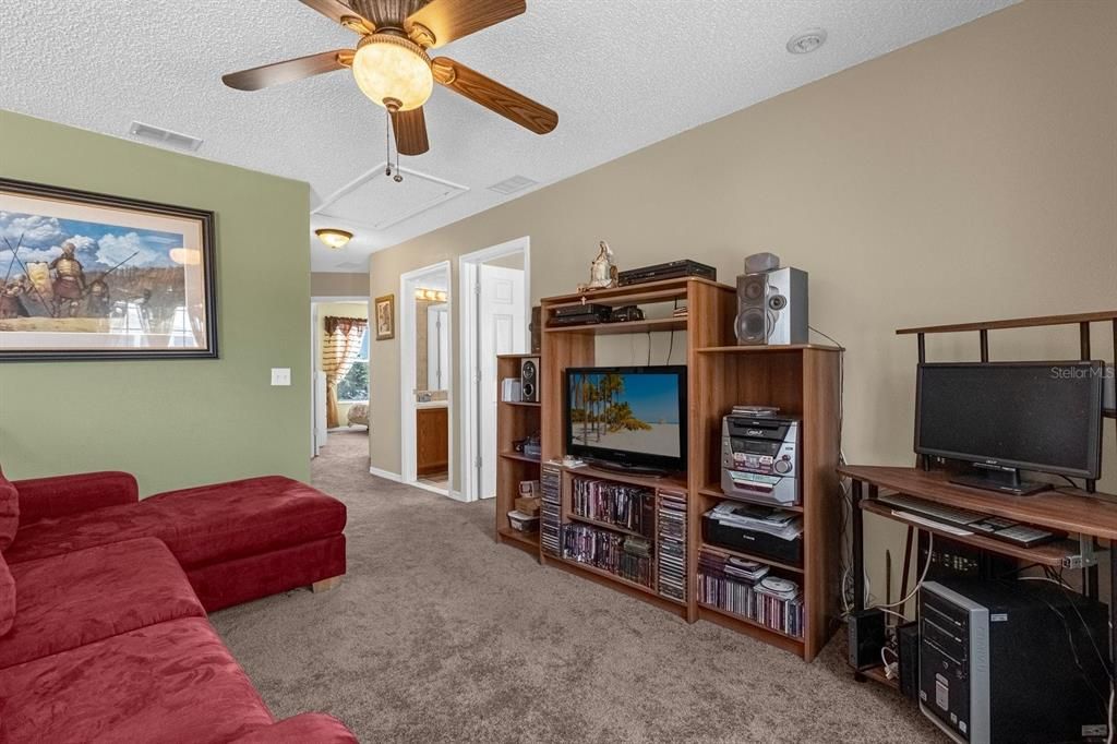 Active With Contract: $380,000 (4 beds, 2 baths, 2847 Square Feet)