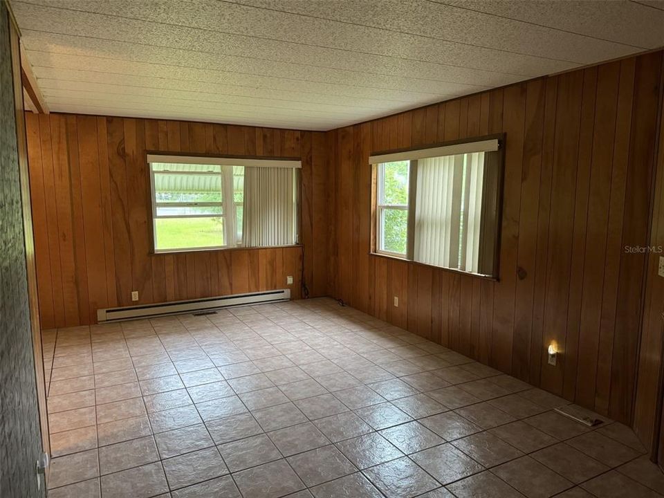 For Sale: $135,000 (2 beds, 2 baths, 1234 Square Feet)