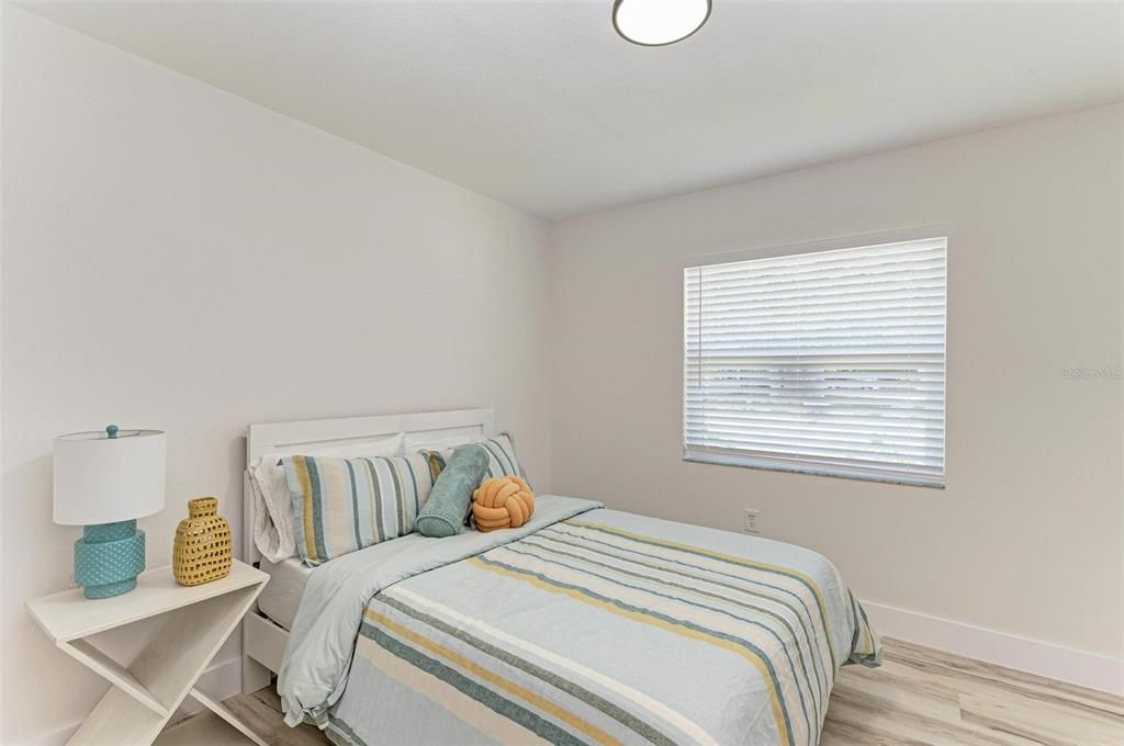 Active With Contract: $655,000 (4 beds, 2 baths, 1922 Square Feet)