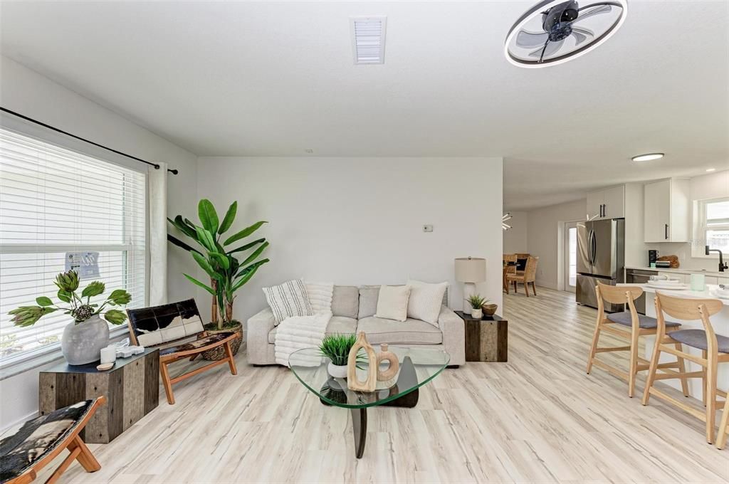 Active With Contract: $655,000 (4 beds, 2 baths, 1922 Square Feet)