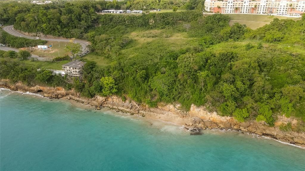 На продажу: $14,500,000 (14.32 acres)