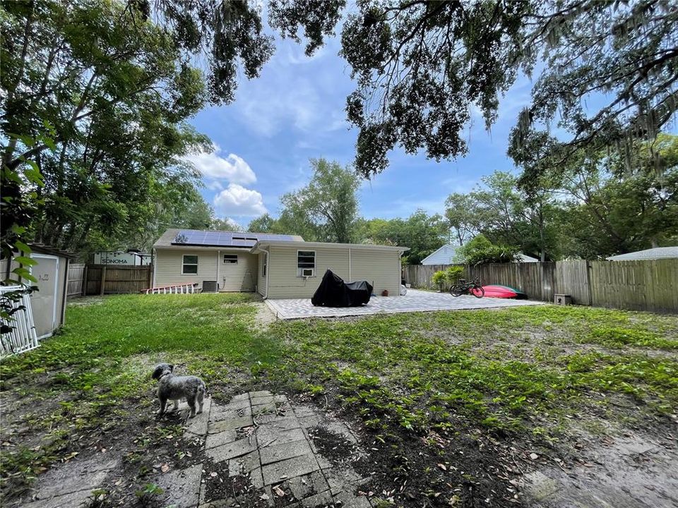 For Sale: $249,000 (3 beds, 2 baths, 1054 Square Feet)