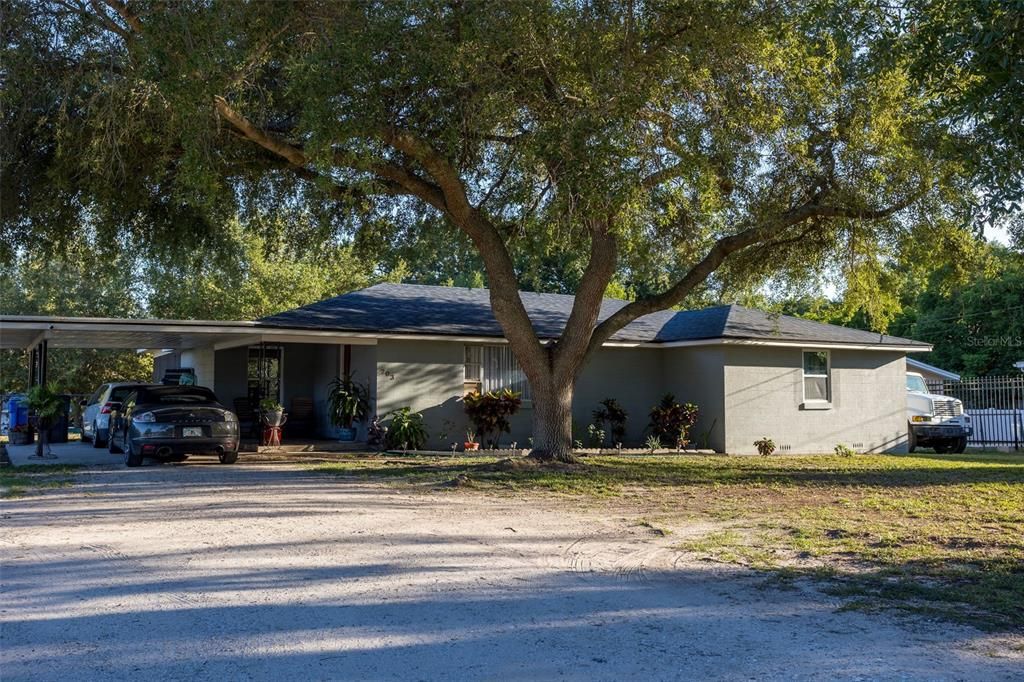 Active With Contract: $450,000 (3 beds, 2 baths, 1652 Square Feet)