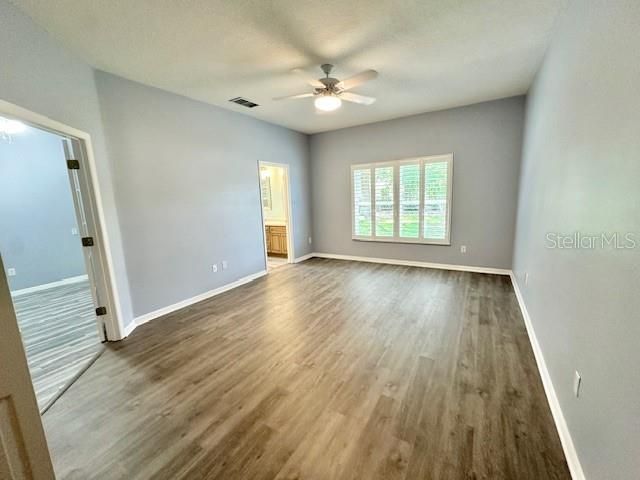 Recently Rented: $2,995 (4 beds, 2 baths, 1993 Square Feet)