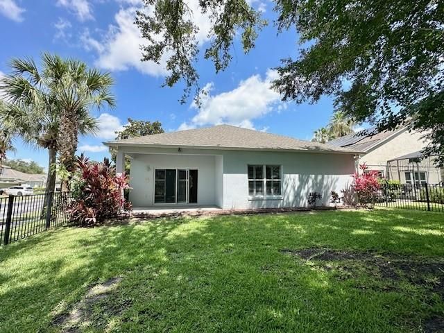 Recently Rented: $2,995 (4 beds, 2 baths, 1993 Square Feet)