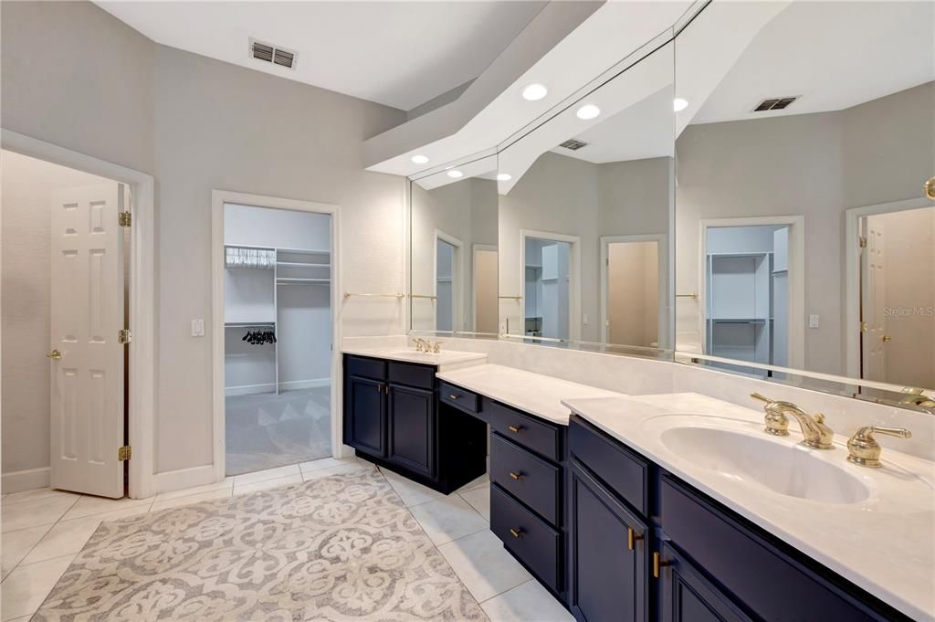 Active With Contract: $859,000 (4 beds, 3 baths, 2481 Square Feet)