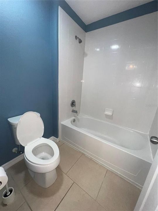 最近租的: $2,500 (4 贝兹, 2 浴室, 1969 平方英尺)
