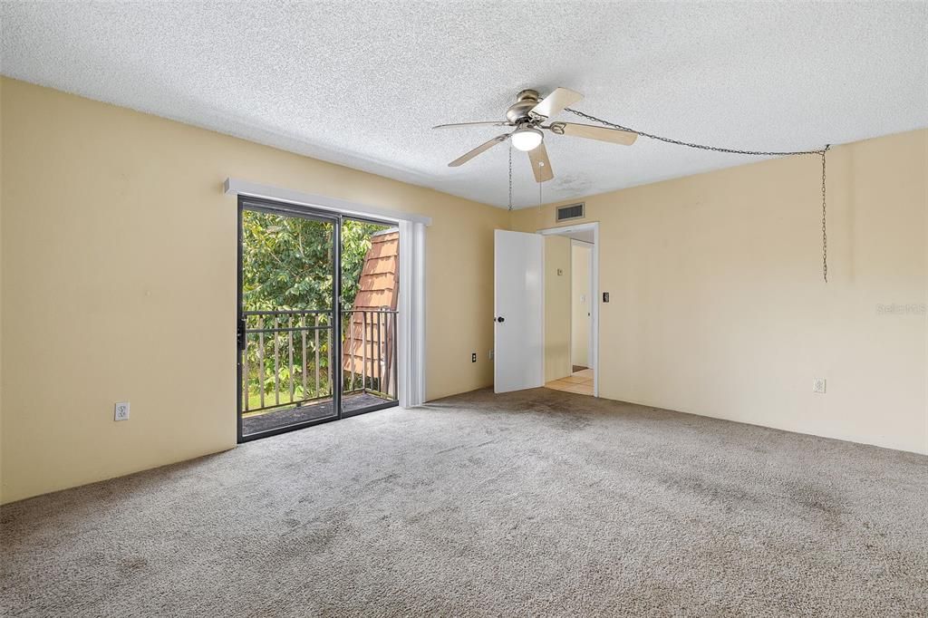 For Sale: $179,000 (2 beds, 2 baths, 1236 Square Feet)