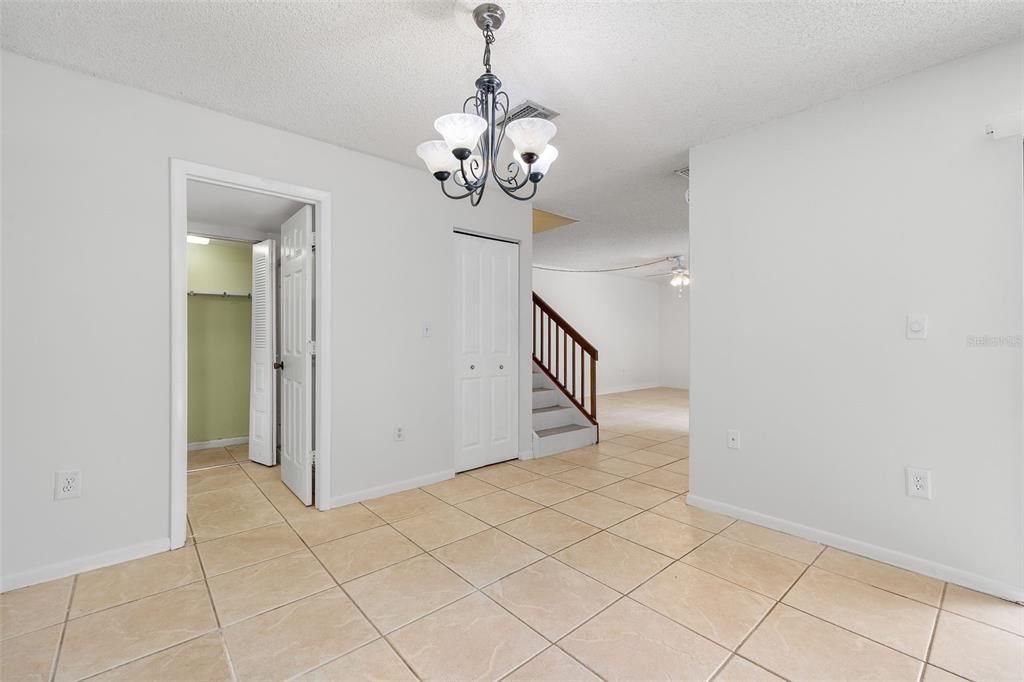 For Sale: $179,000 (2 beds, 2 baths, 1236 Square Feet)