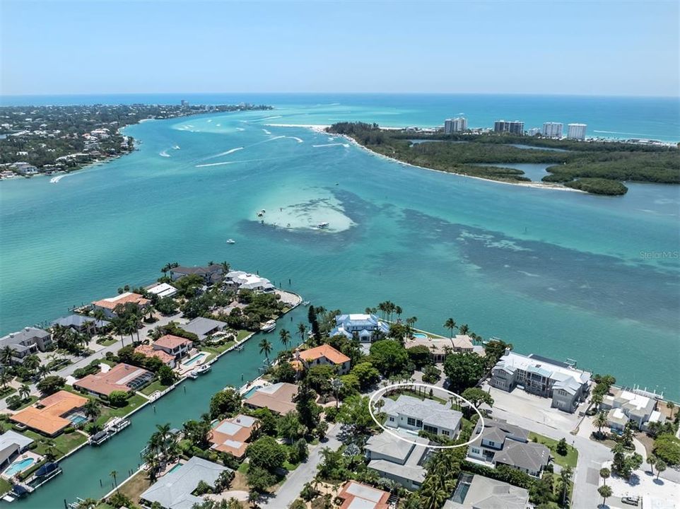 For Sale: $3,950,000 (3 beds, 3 baths, 2808 Square Feet)