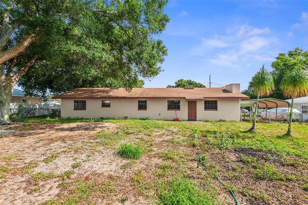 Recently Sold: $260,000 (3 beds, 2 baths, 1365 Square Feet)