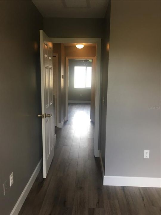For Rent: $1,950 (2 beds, 2 baths, 1292 Square Feet)