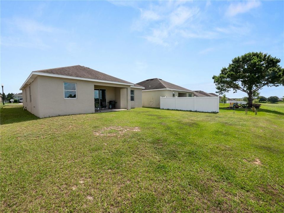 For Sale: $270,000 (3 beds, 2 baths, 1629 Square Feet)