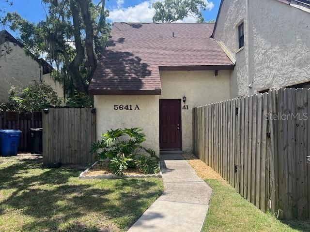 For Sale: $149,000 (2 beds, 1 baths, 1012 Square Feet)