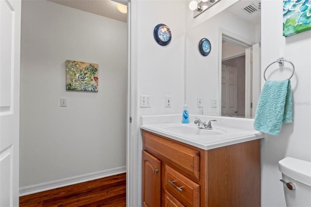 Active With Contract: $325,000 (3 beds, 2 baths, 1622 Square Feet)