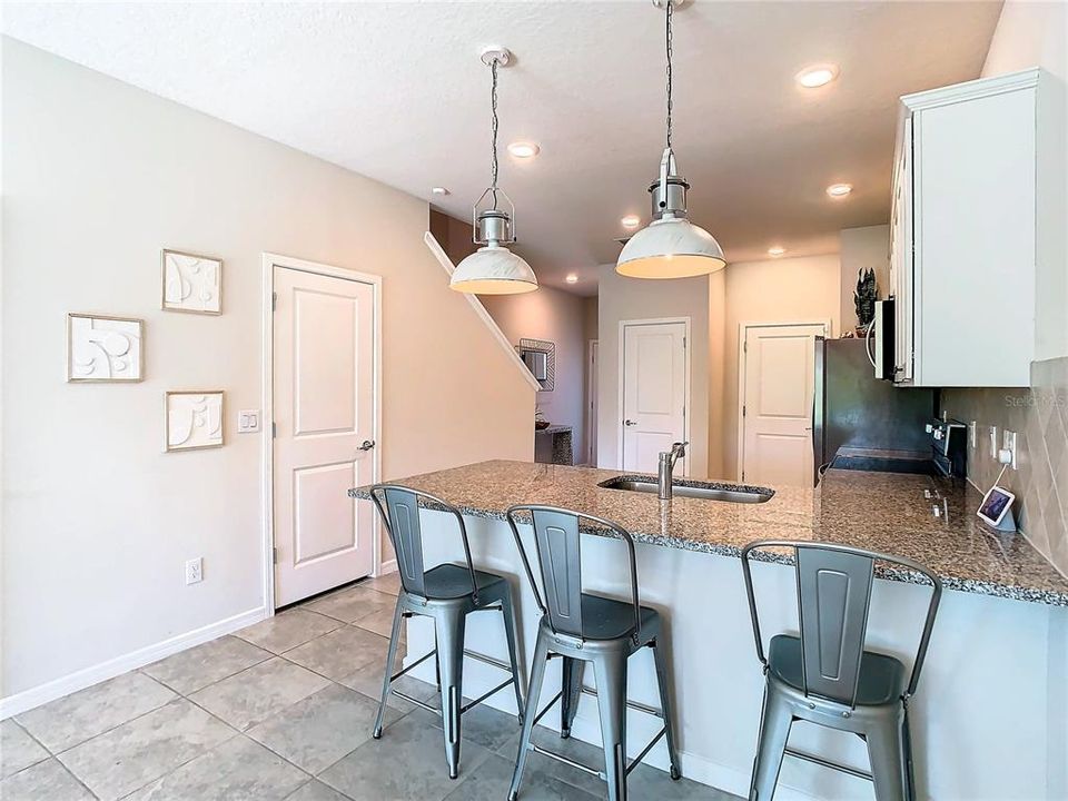 For Sale: $299,000 (2 beds, 2 baths, 1451 Square Feet)