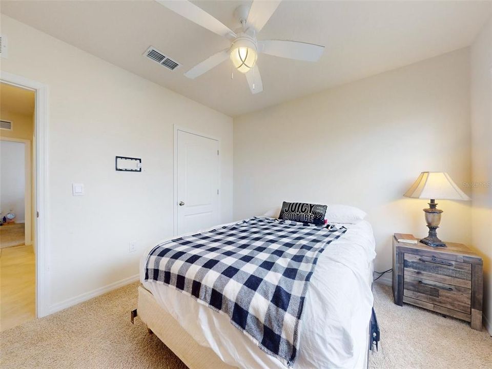 For Sale: $369,000 (3 beds, 2 baths, 1685 Square Feet)