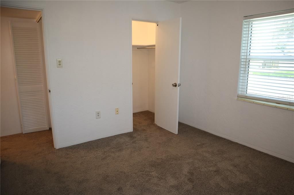 For Rent: $2,400 (2 beds, 1 baths, 1167 Square Feet)