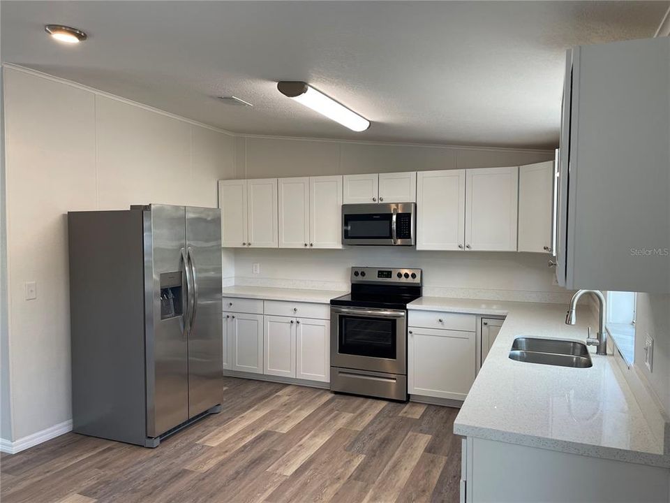 For Sale: $289,950 (3 beds, 2 baths, 1620 Square Feet)