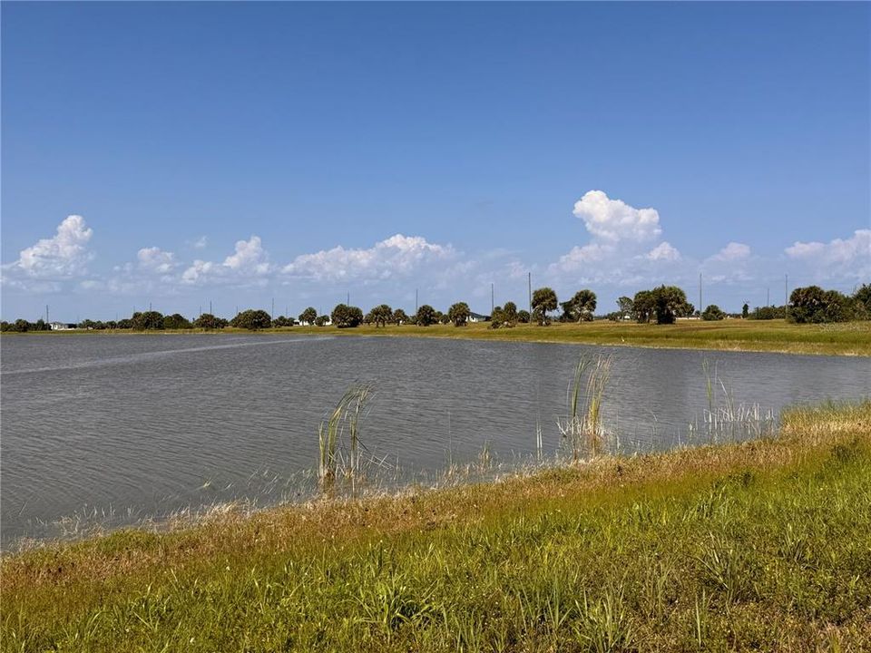 На продажу: $40,000 (0.21 acres)