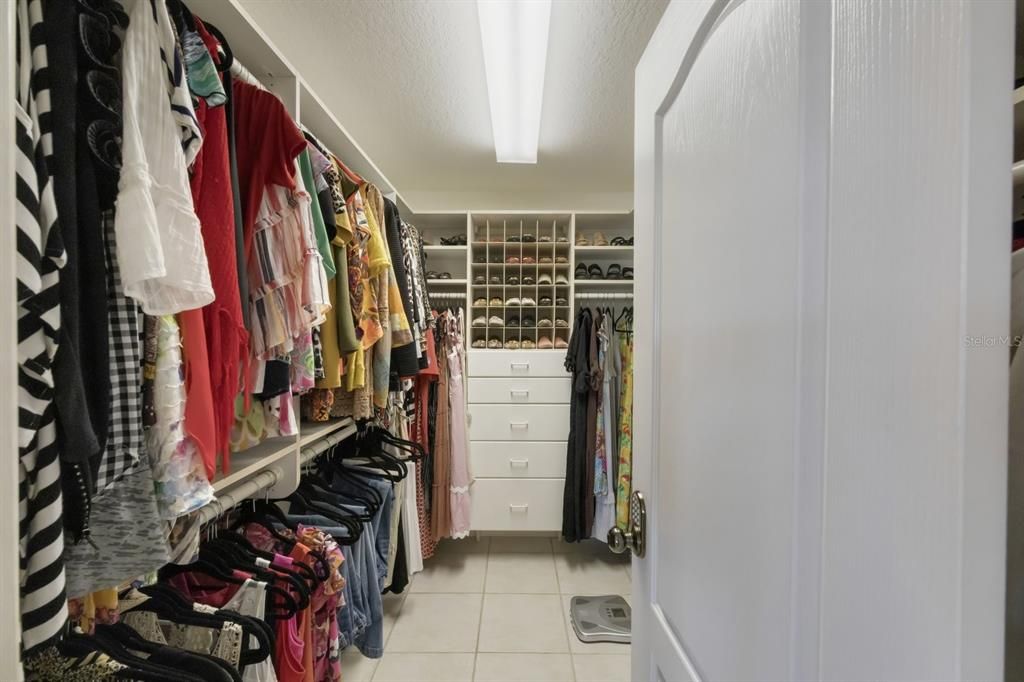 Dual Closet