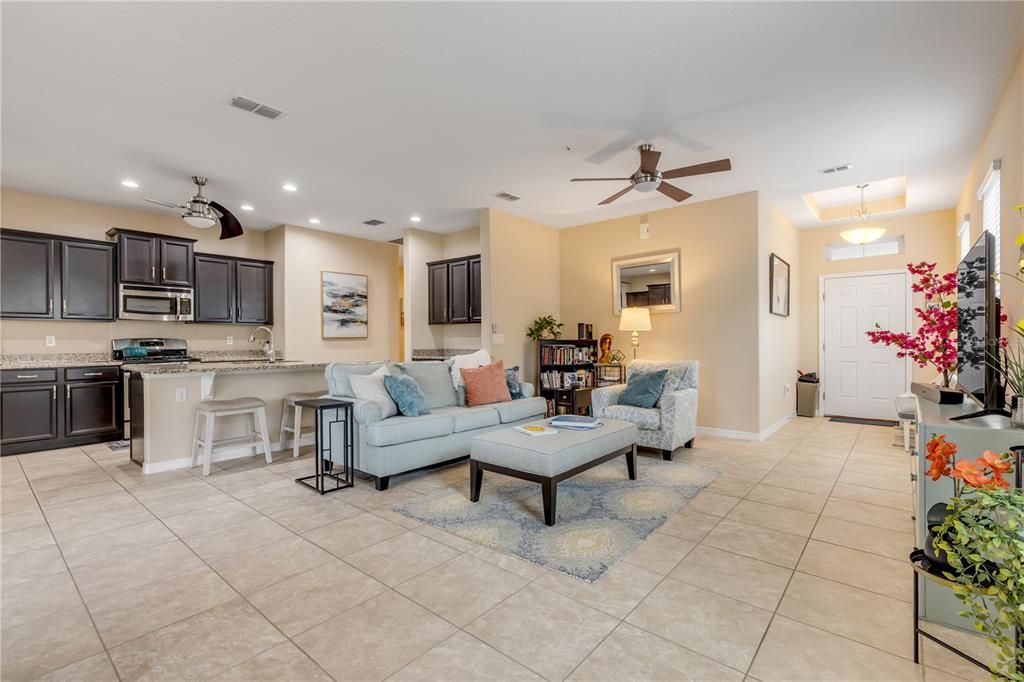 Active With Contract: $359,000 (3 beds, 2 baths, 1739 Square Feet)