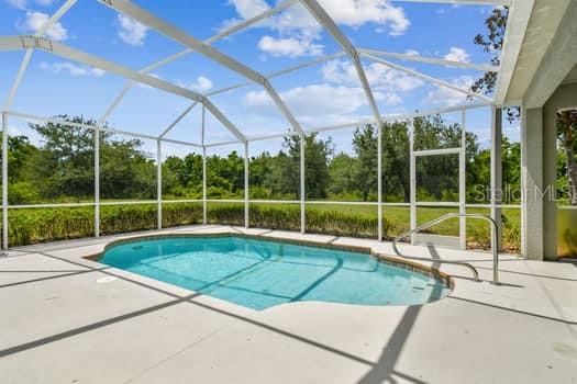 Active With Contract: $500,000 (4 beds, 3 baths, 2004 Square Feet)