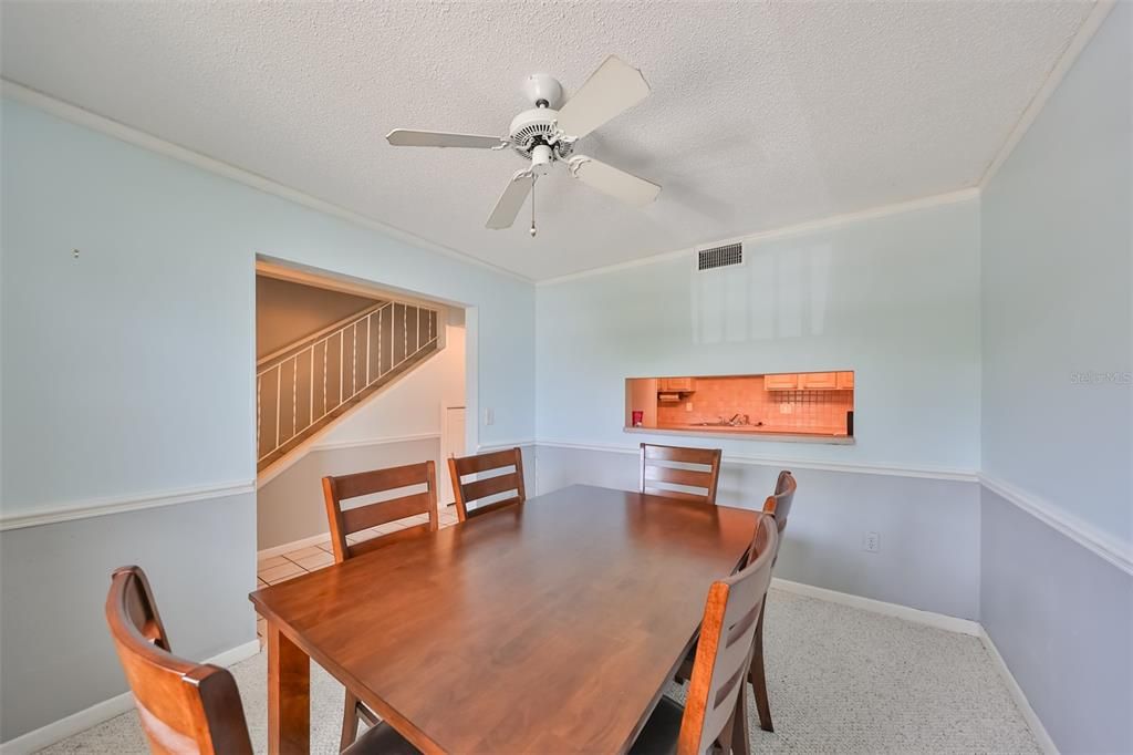 For Sale: $229,000 (2 beds, 2 baths, 1370 Square Feet)