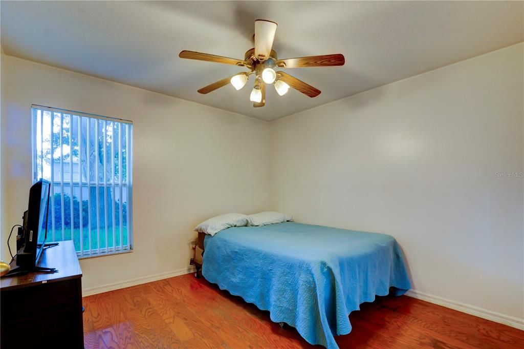 For Sale: $350,000 (3 beds, 2 baths, 1501 Square Feet)