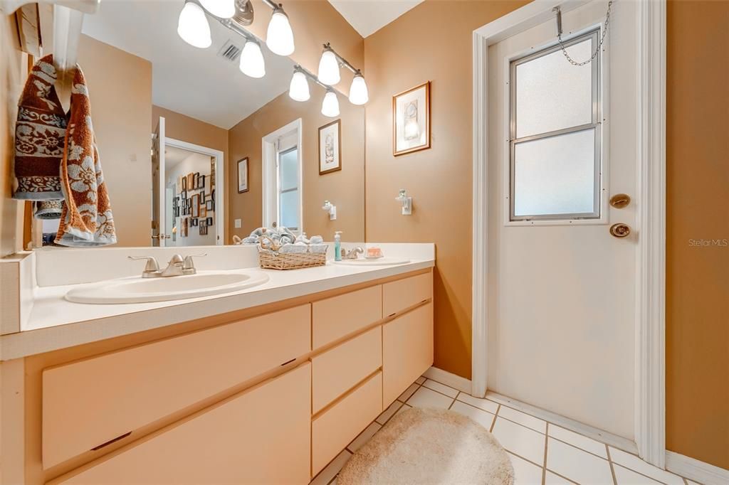 Active With Contract: $395,000 (4 beds, 2 baths, 1836 Square Feet)