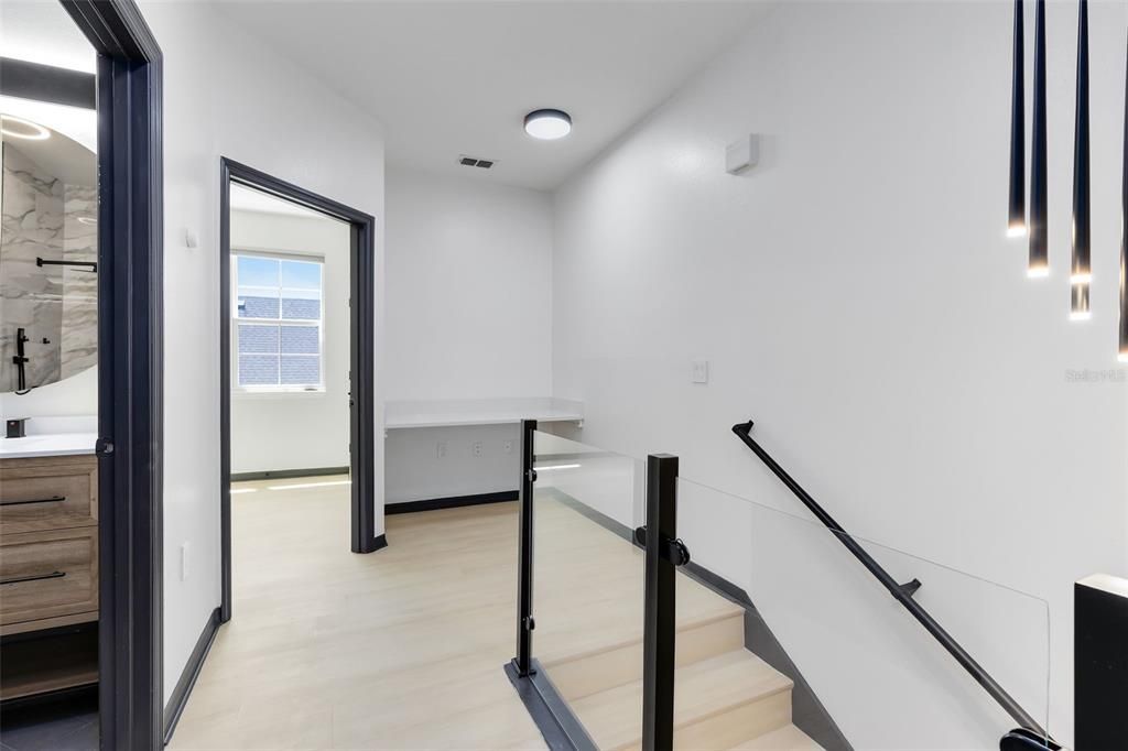 Active With Contract: $309,000 (2 beds, 2 baths, 1548 Square Feet)