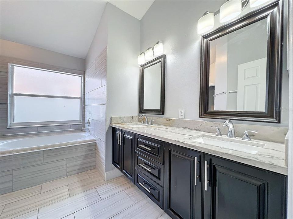 Active With Contract: $369,900 (4 beds, 2 baths, 1654 Square Feet)