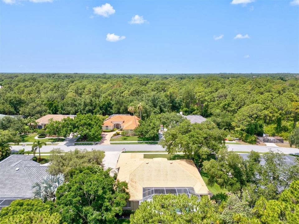 For Sale: $830,000 (3 beds, 3 baths, 2731 Square Feet)