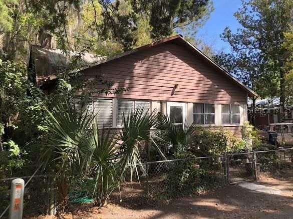 Active With Contract: $129,900 (4 beds, 1 baths, 1493 Square Feet)