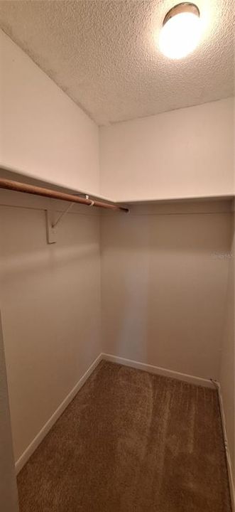 Active With Contract: $155,000 (1 beds, 1 baths, 815 Square Feet)