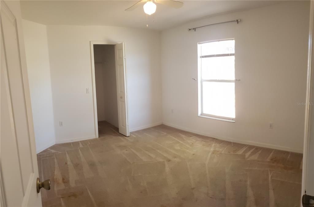 For Rent: $2,100 (4 beds, 2 baths, 2259 Square Feet)