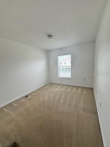 Recently Rented: $2,000 (3 beds, 2 baths, 1703 Square Feet)