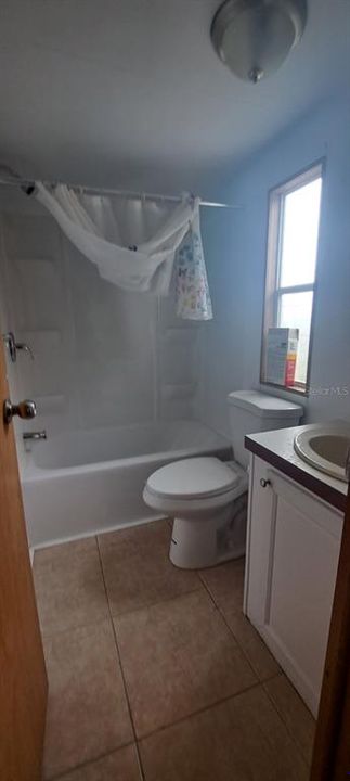 For Sale: $159,000 (3 beds, 2 baths, 924 Square Feet)